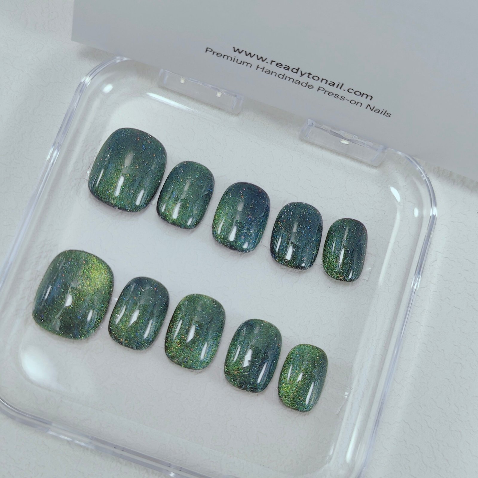 Buy Online Best Sparkly Dark Green Nails | Emerald Dark Green Nail Extensions - Readytonail