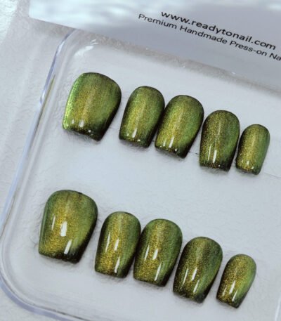 Cat eye velvet short coffin Premium Press on nail in Gold Yellow Green
